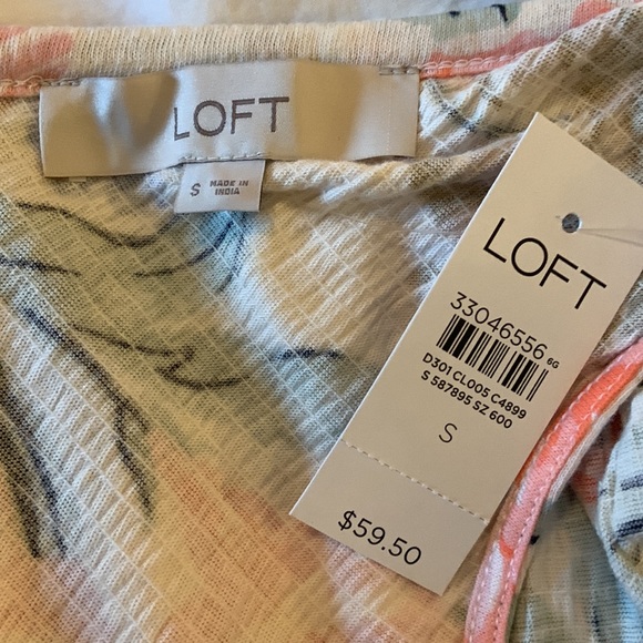 NWT LOFT Floral Ruffle Sleeveless Blouse - Picture 3 of 4